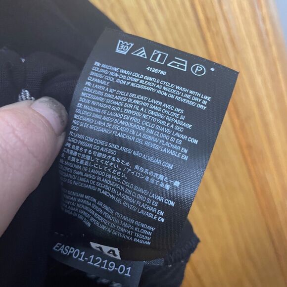 Volcom Coco Tie Chest Black Striped V-Neck Short Sleeve Crop Top Medium M Boho - Picture 7 of 7